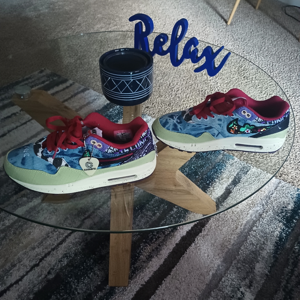 Nike Kids Sneakers - Blue, Red, Green